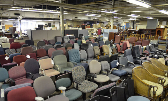 Old furniture in Abu Dhabi Old furniture in Abu Dhabi